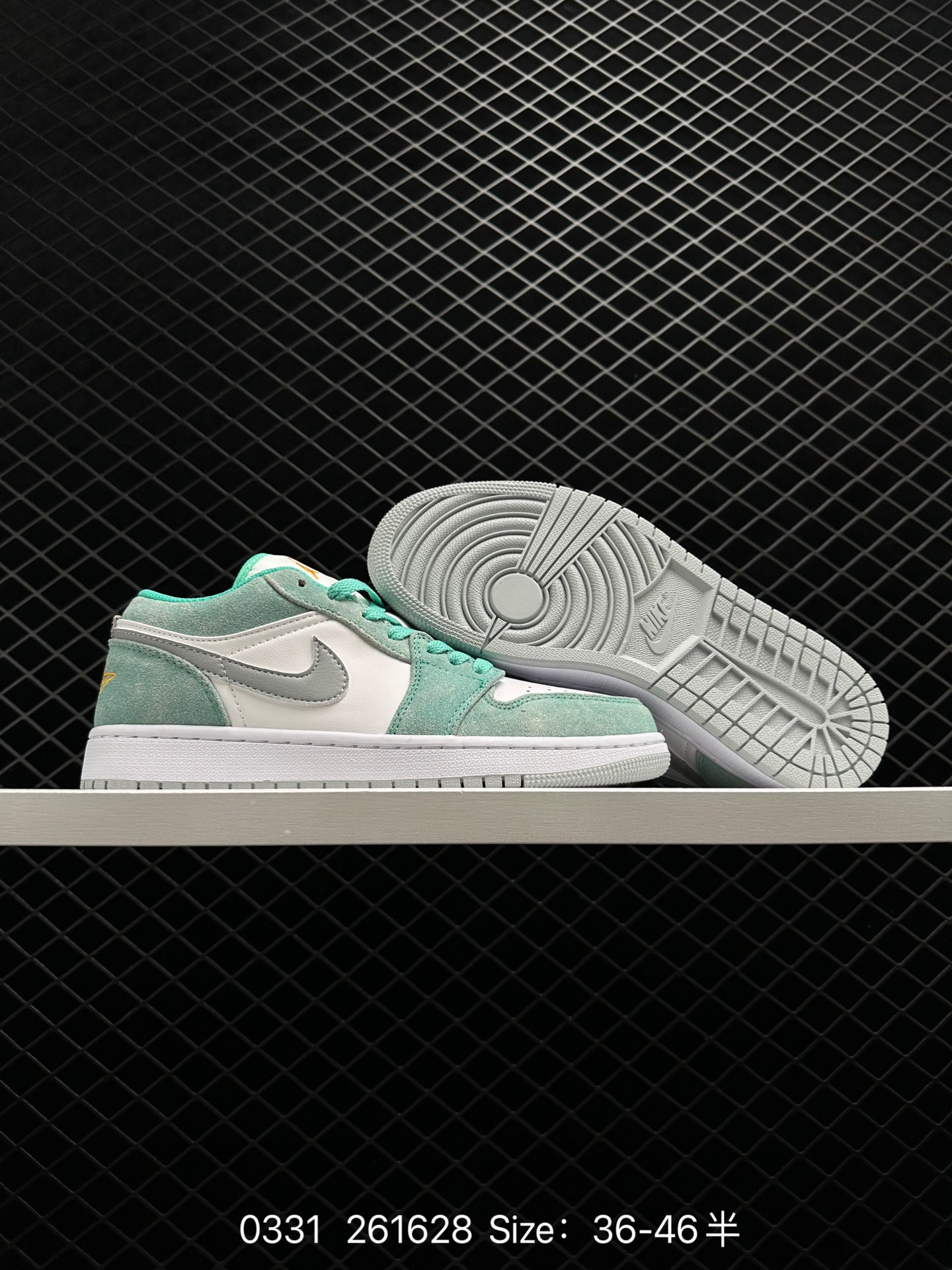 Nike Air Jordan 1 Low  AJ1